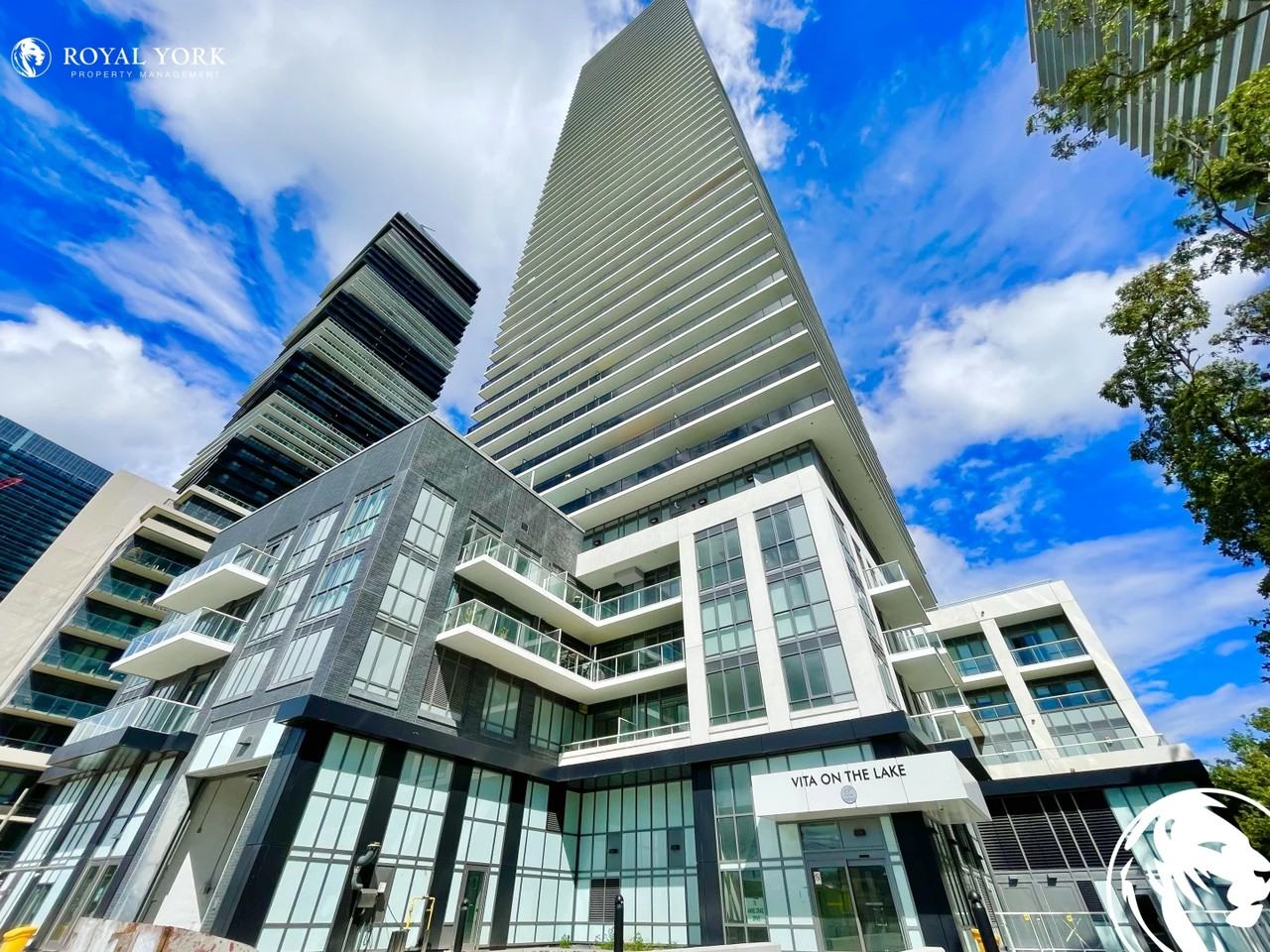 4201-70 Annie Craig Drive, Etobicoke, Ontario M8V 0G2 - Photo 2 of 17