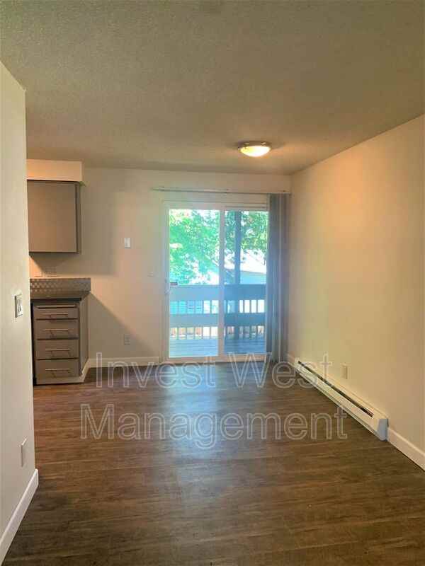 2214 Estreet #5 - Photo 3 of 14