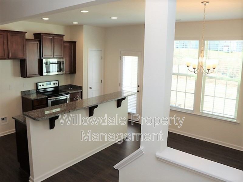 23 N Grey Abbey Dr - Photo 7 of 18