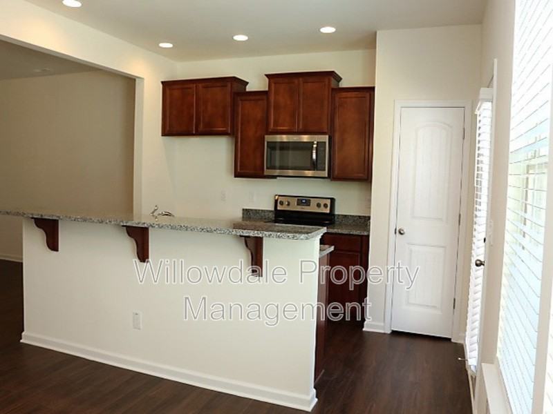 23 N Grey Abbey Dr - Photo 4 of 18