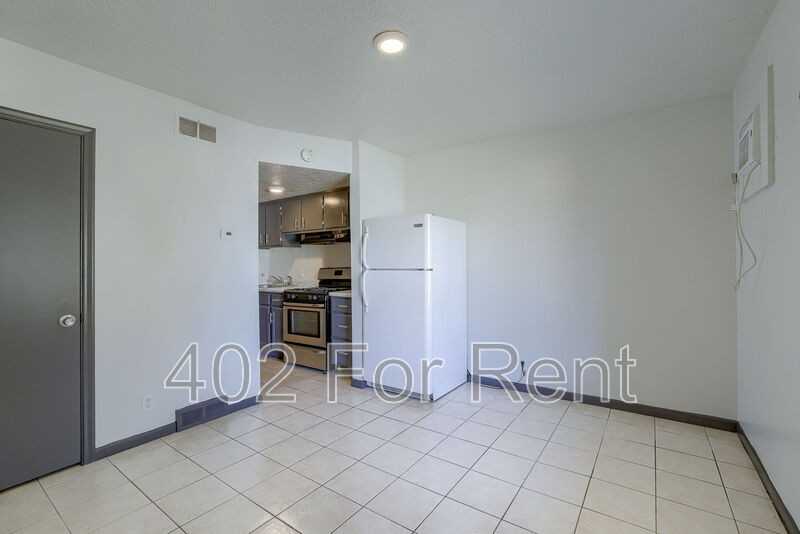 4513 Lafayette Ave - Photo 7 of 11