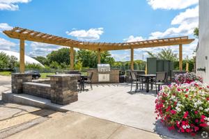 featured image of 11040 Hickman Rd