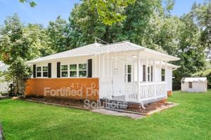 featured image of 2513 Timber Ln