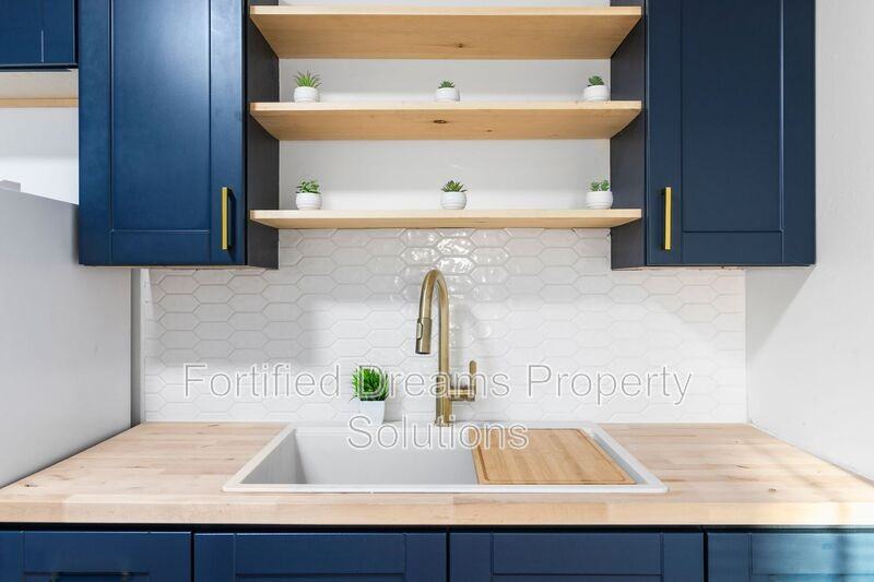 218 Walker Ave - Photo 5 of 21