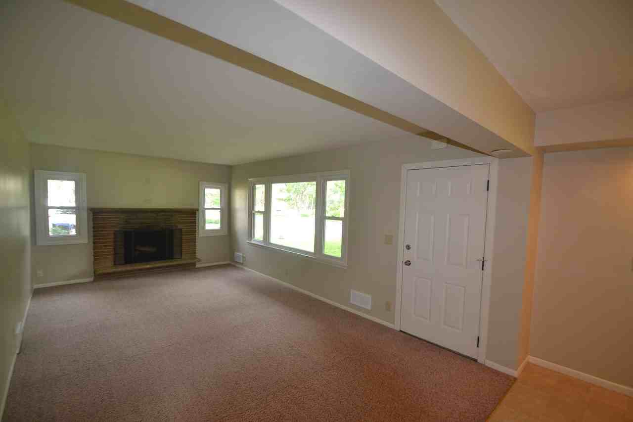 6536 Arthur St NE - Photo 2 of 11