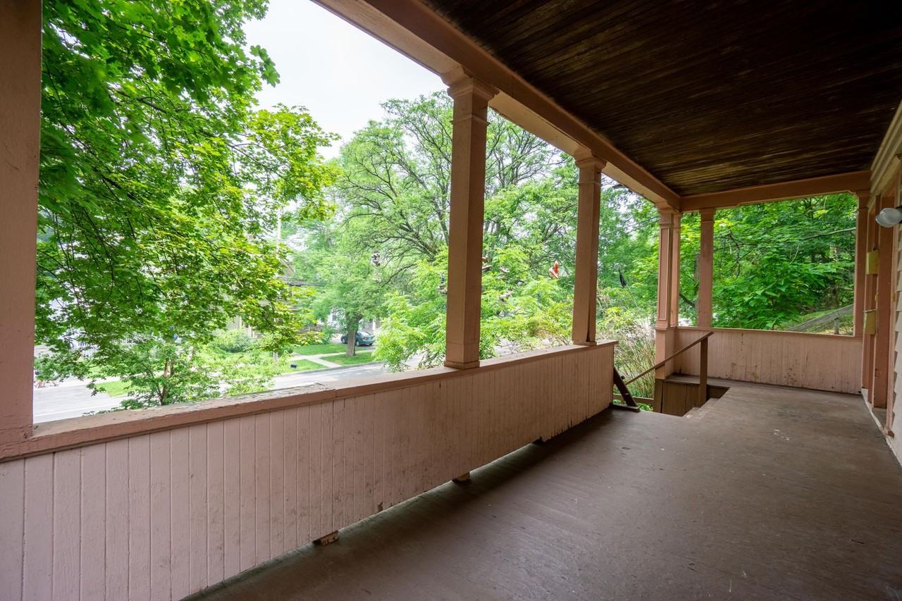 720 Euclid Ave - Photo 5 of 14