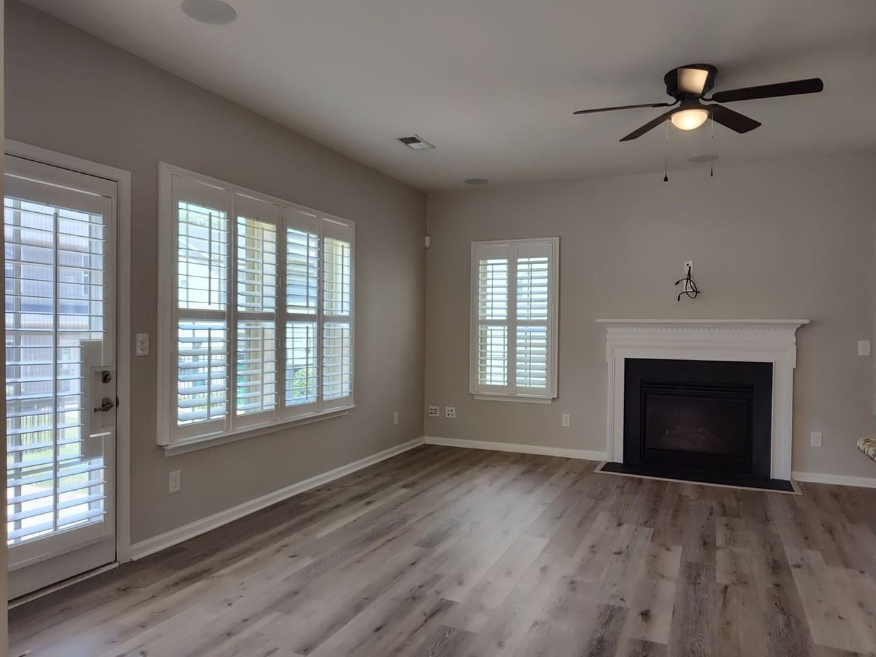 2520 Alyssa Ln - Photo 6 of 24
