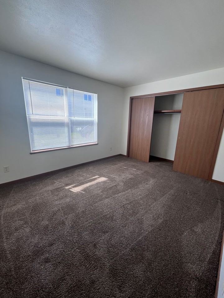 217 Tanglewood Dr #A - Photo 5 of 12