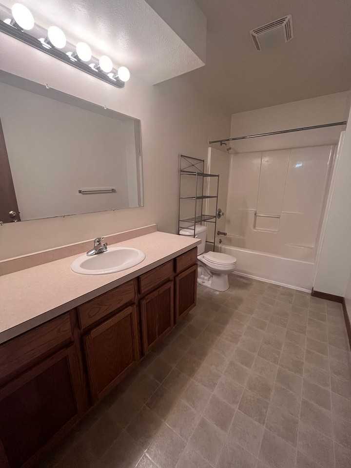 217 Tanglewood Dr #A - Photo 7 of 12