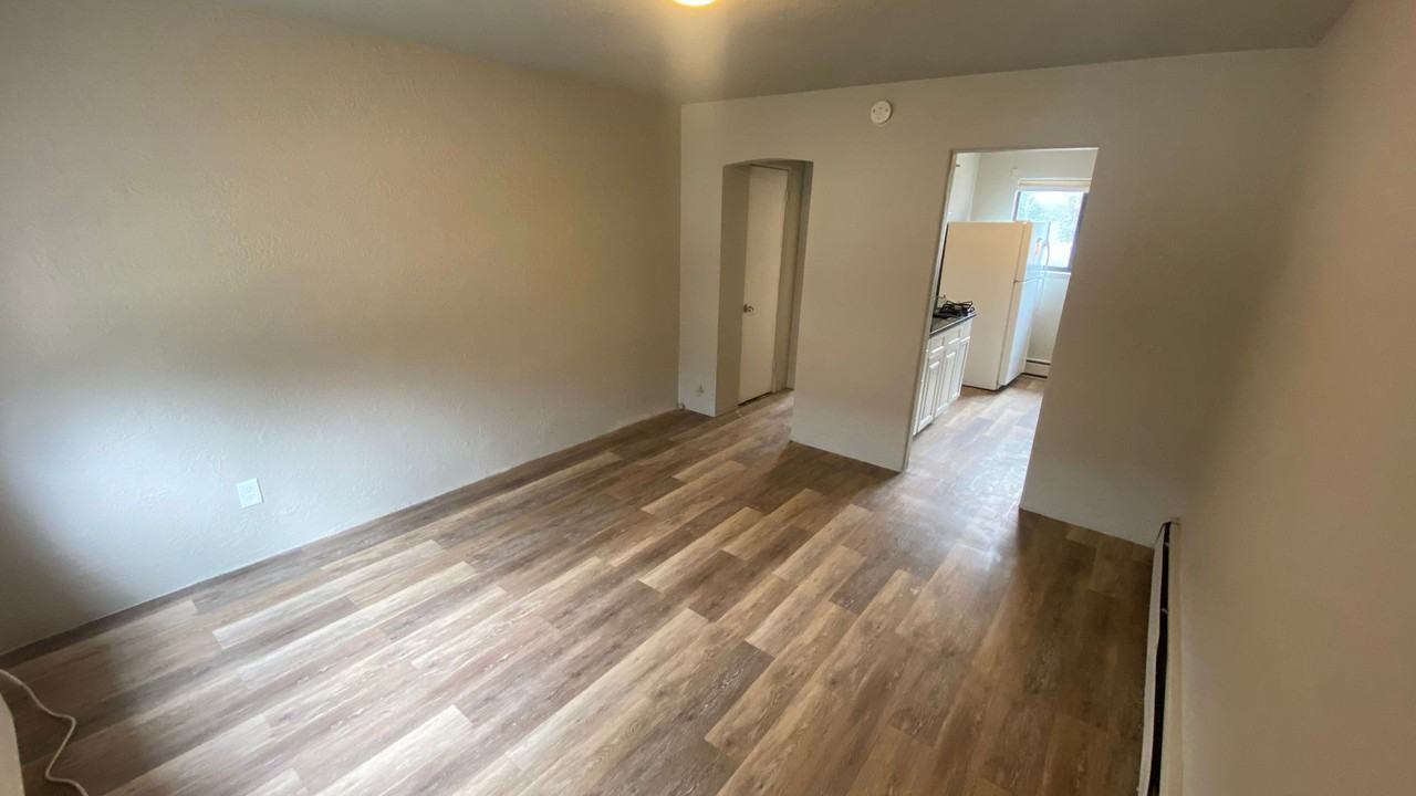 1457 Kenton St #403 - Photo 3 of 7