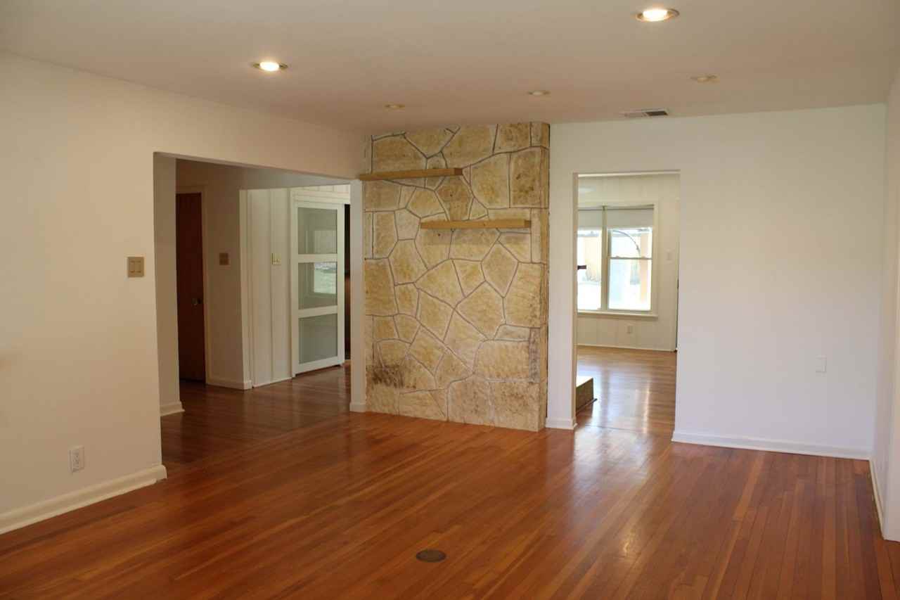 140 Arvin Dr - Photo 4 of 29