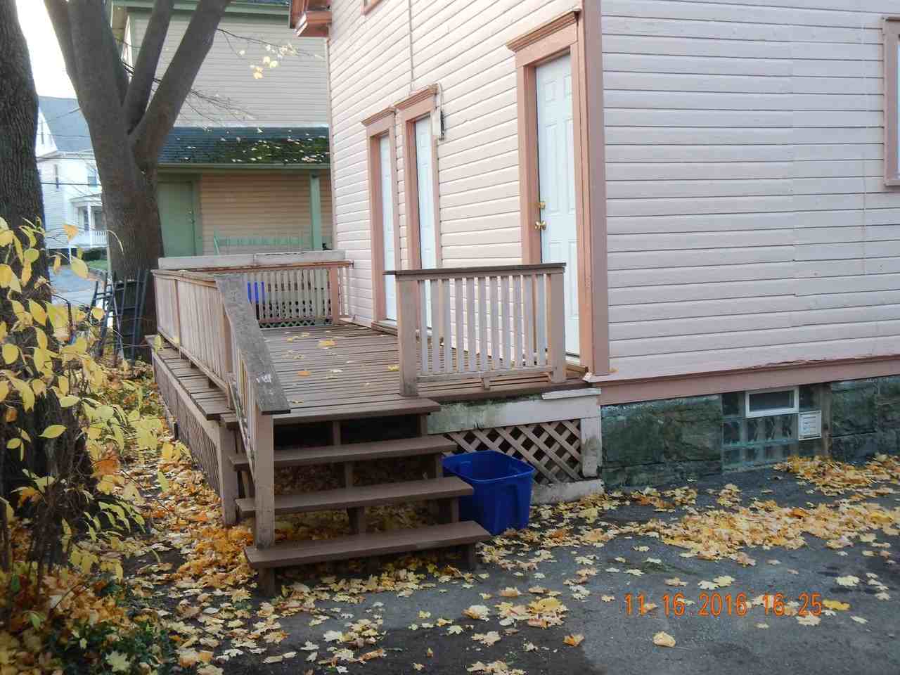 112 Dell St - Photo 2 of 12