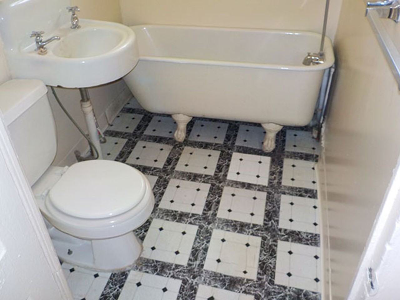 112 Dell St - Photo 3 of 12