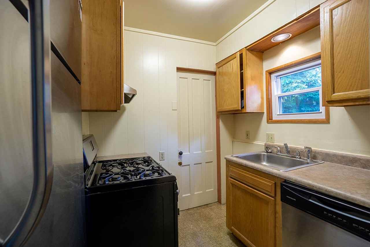 123 Dell St - Photo 3 of 8