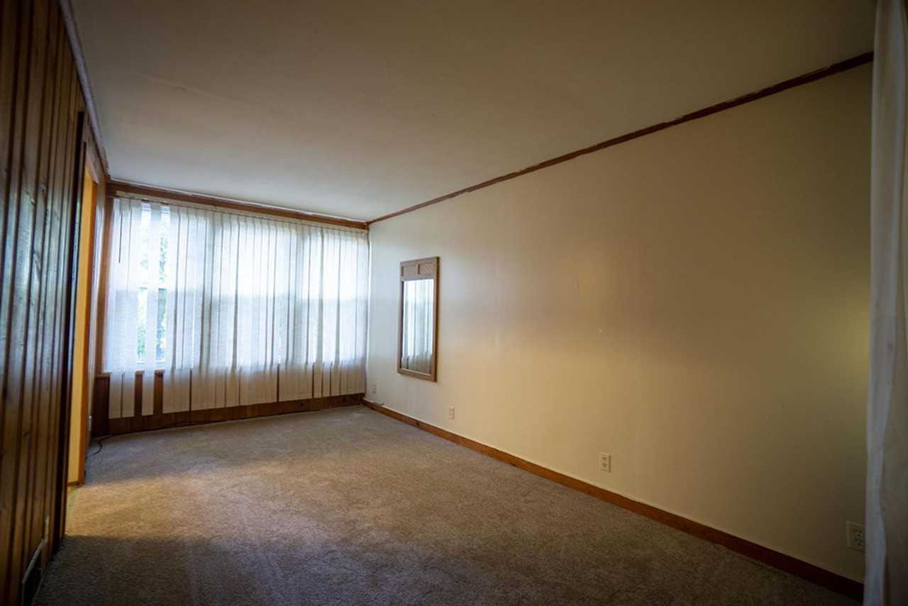 123 Dell St - Photo 6 of 8