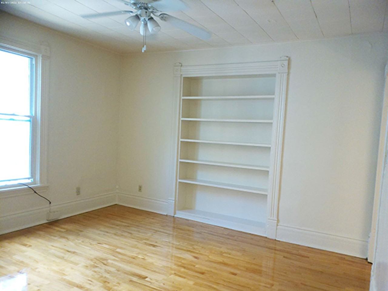 1311 Madison St - Photo 7 of 28