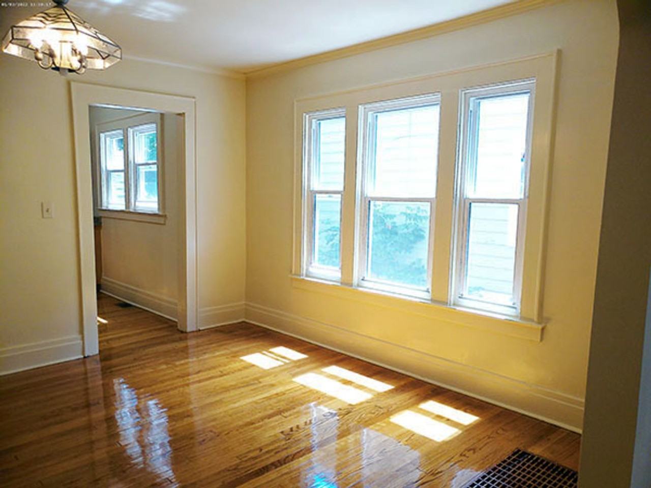 231 Fellows Ave - Photo 2 of 28