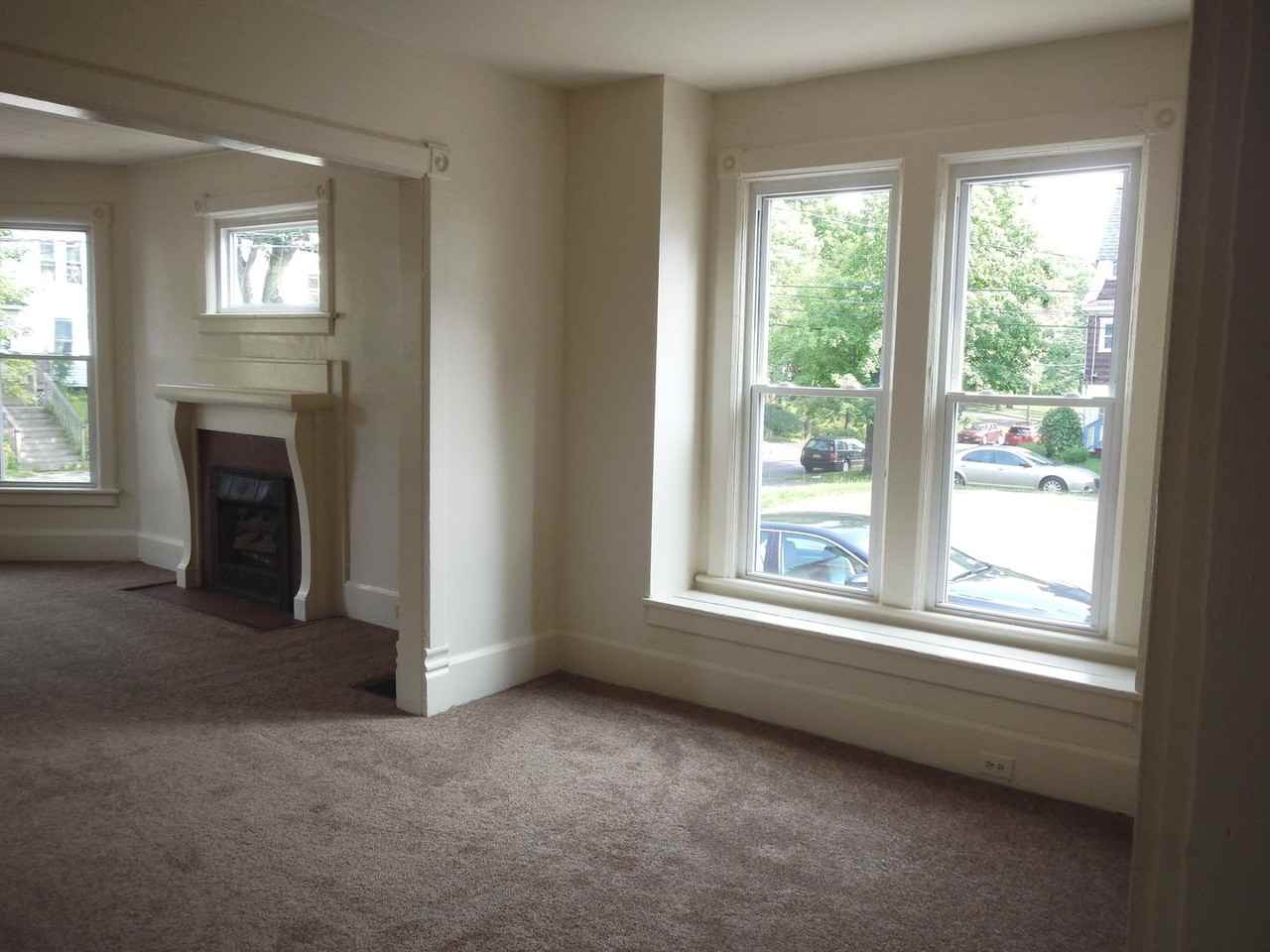 412 Cherry St - Photo 4 of 16
