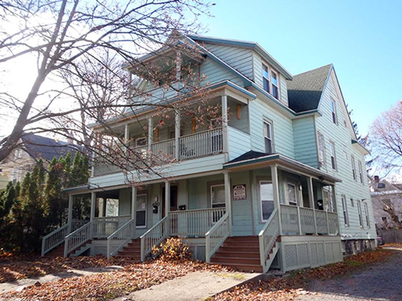 430 Westcott St - Photo 3 of 18
