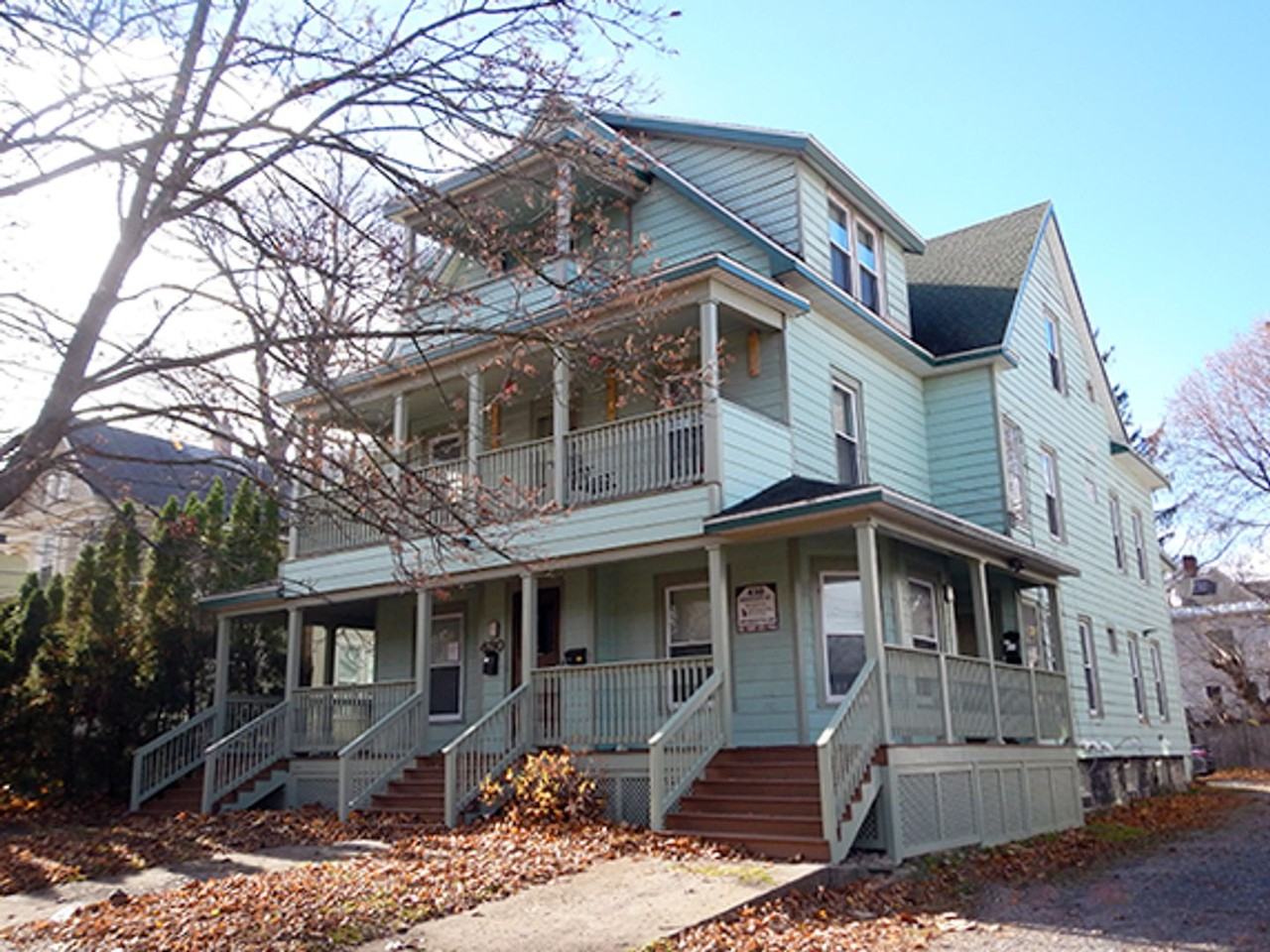 430 Westcott St - Photo 3 of 14
