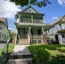 450 Westcott St - Photo 1 of 1