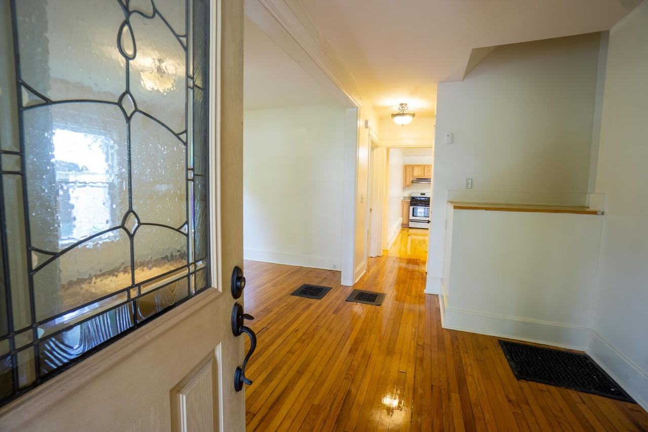 509 Columbus Ave - Photo 3 of 11
