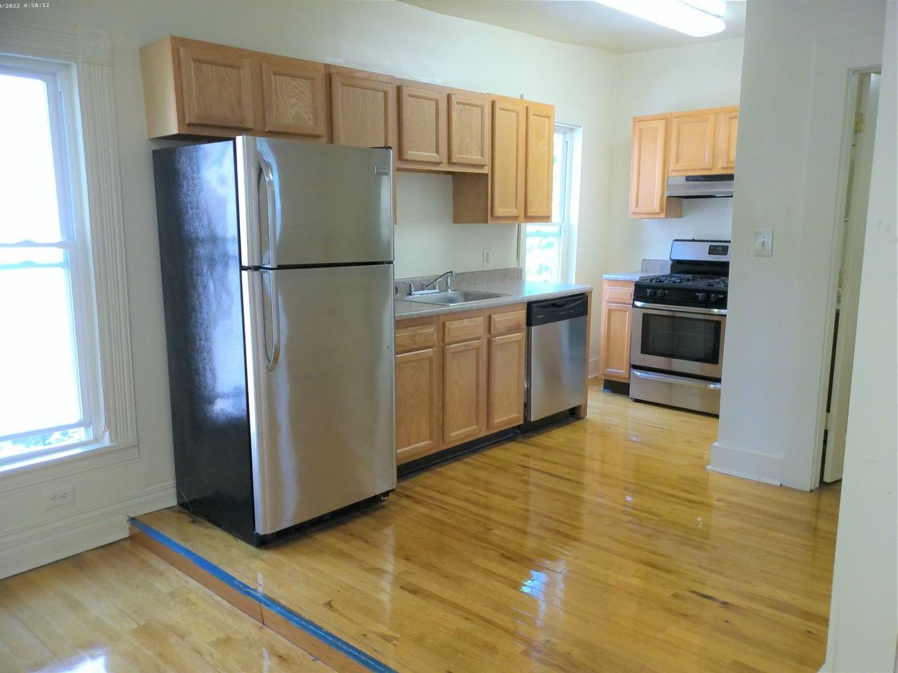 511 Columbus Ave - Photo 2 of 34