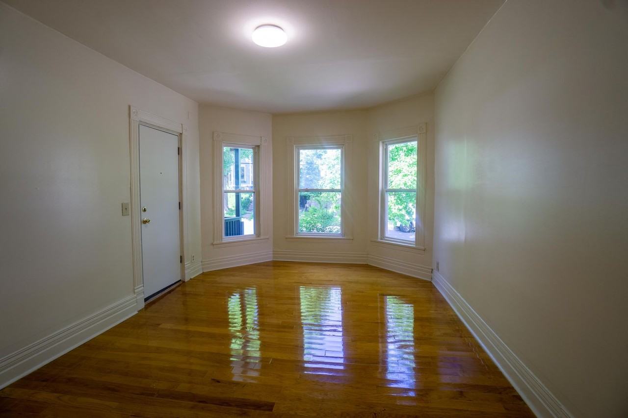 511 Columbus Ave - Photo 5 of 34