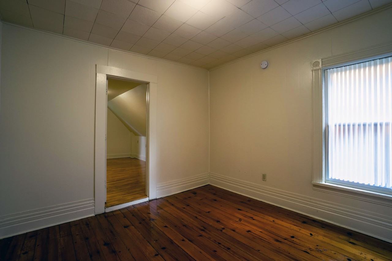 513 Columbus Ave - Photo 3 of 12