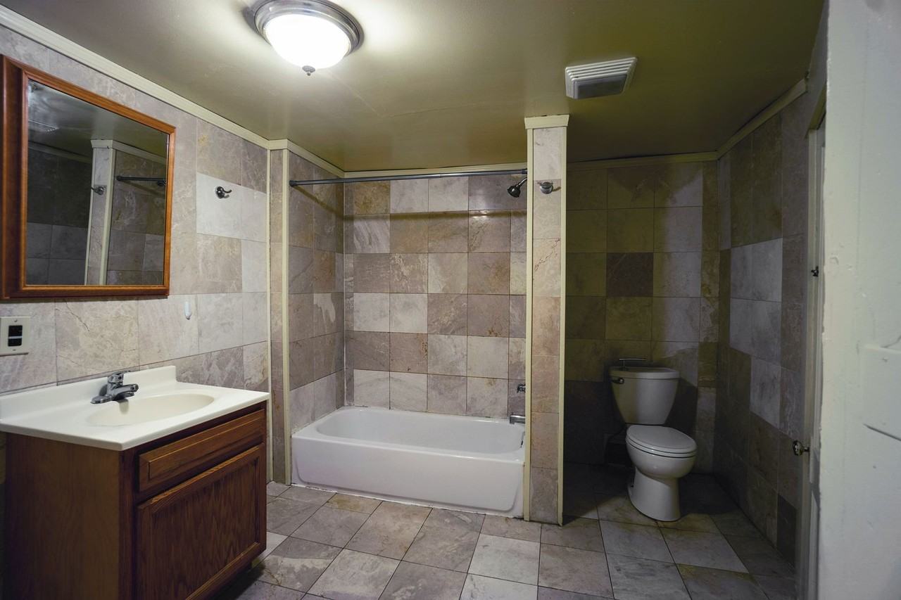 513 Columbus Ave - Photo 6 of 12