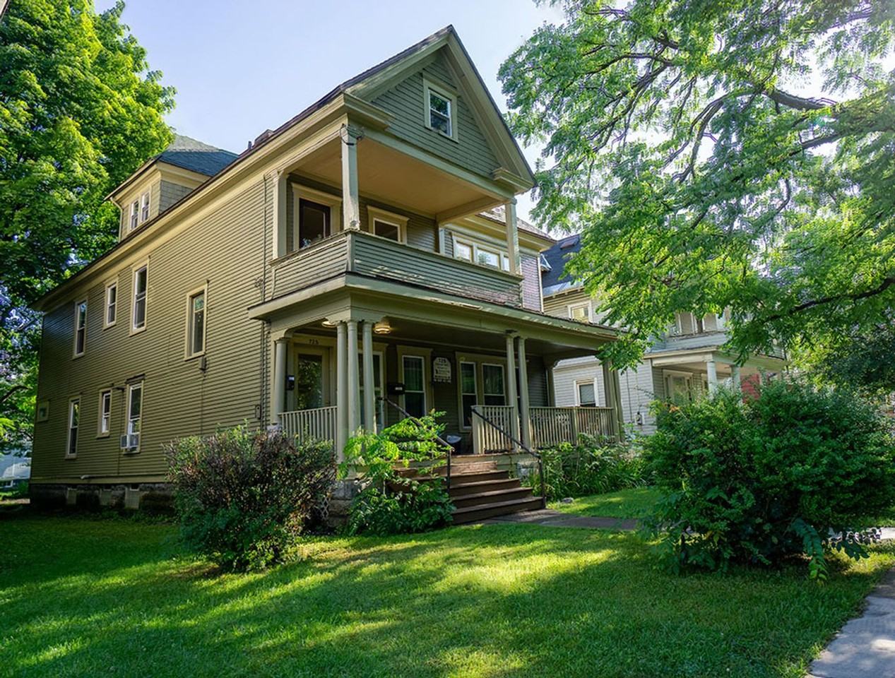 725 Euclid Ave - Photo 4 of 18