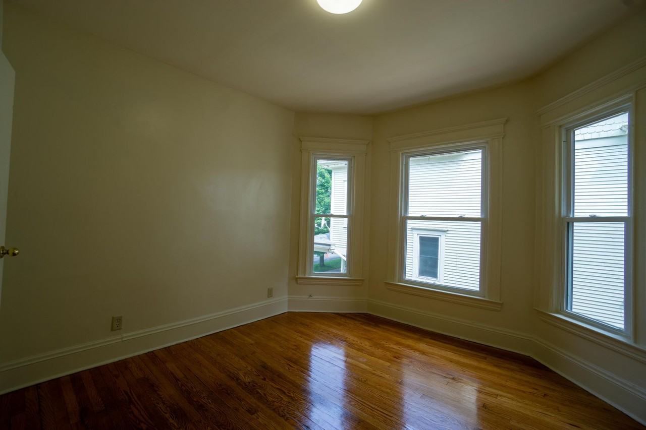 833 Sumner Ave - Photo 7 of 16