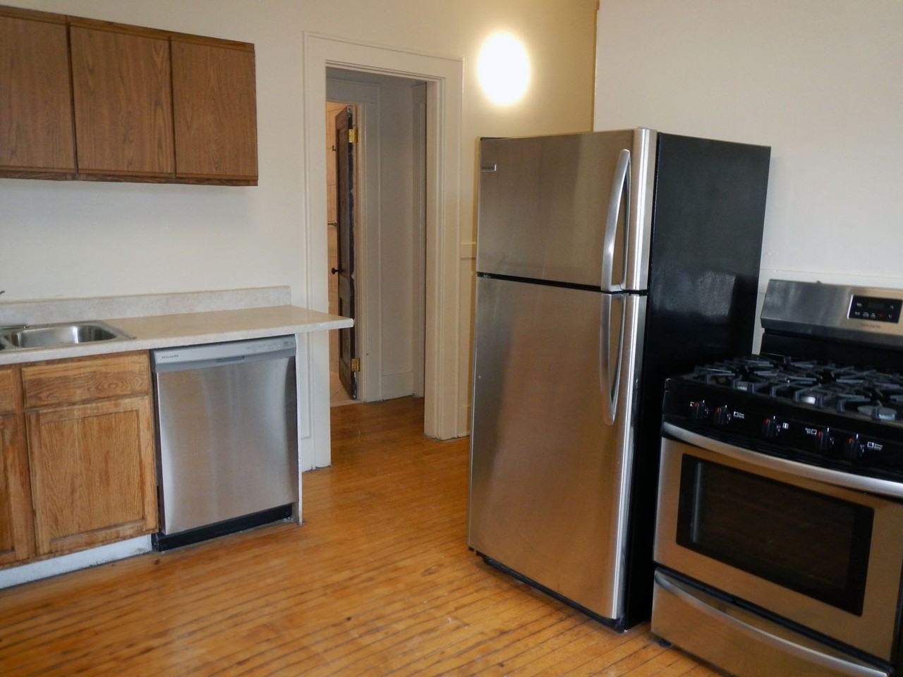 718 Euclid Ave - Photo 6 of 25