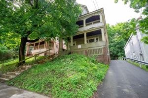 featured image of 718 Euclid Ave
