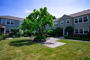 2420 Nw Quimby St #6 - Photo 1 of 1
