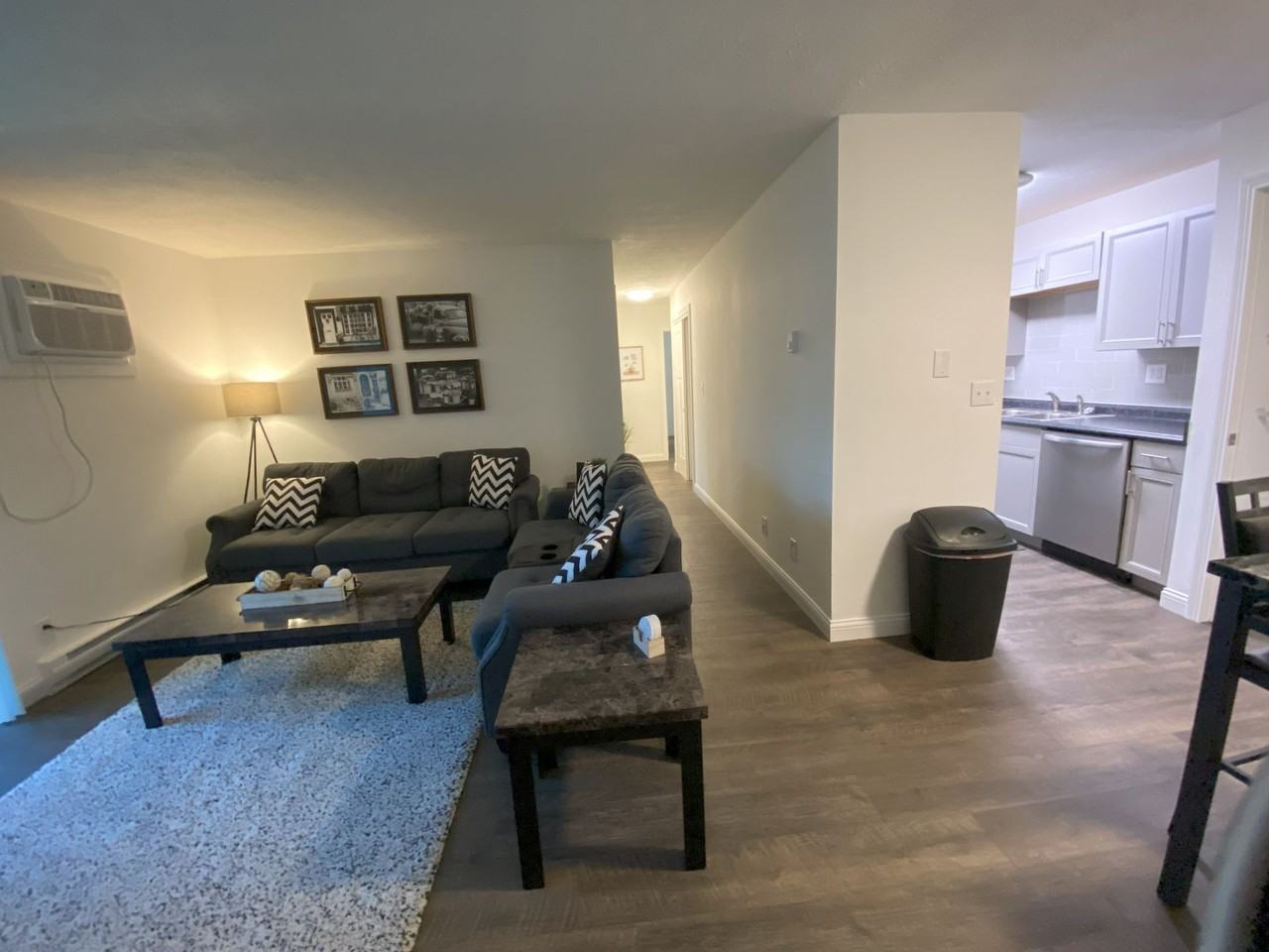 24 Flats - Photo 5 of 11