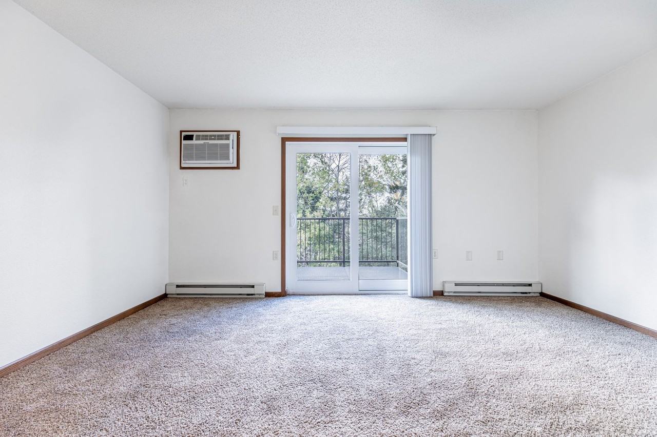 Clearwater River Apartments - Photo 7 of 20