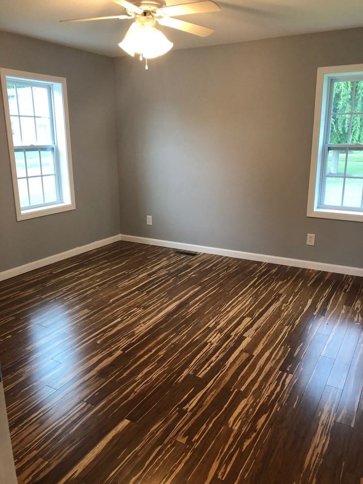 1504 Spruce St - Photo 3 of 17