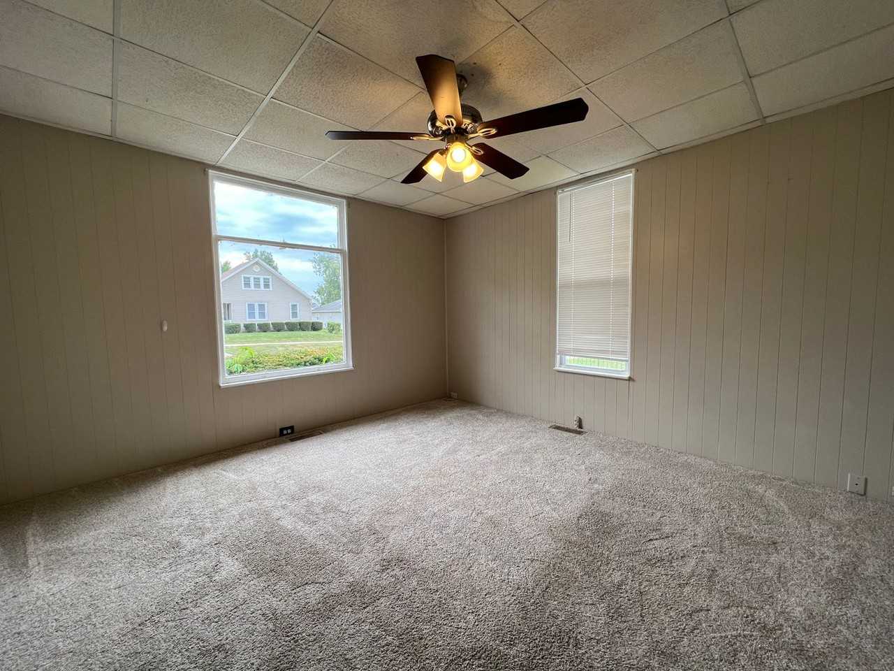 1519 Chestnut St - Photo 6 of 13