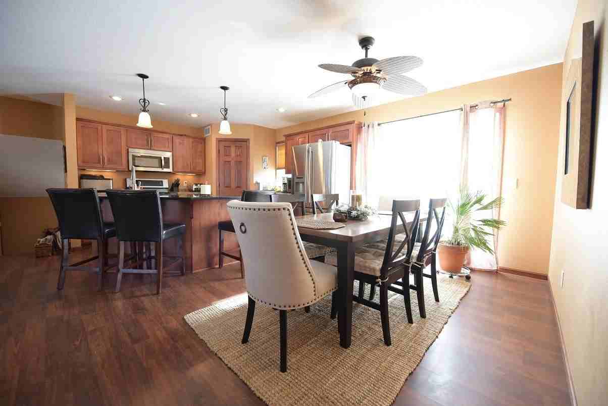 1617 Pine Siskin - Photo 3 of 12