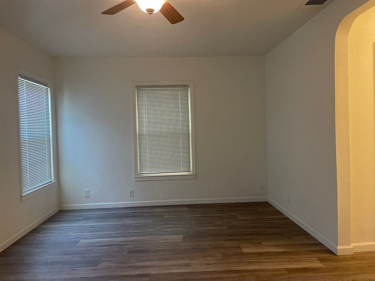 231 W Birch Ave - Photo 3 of 12