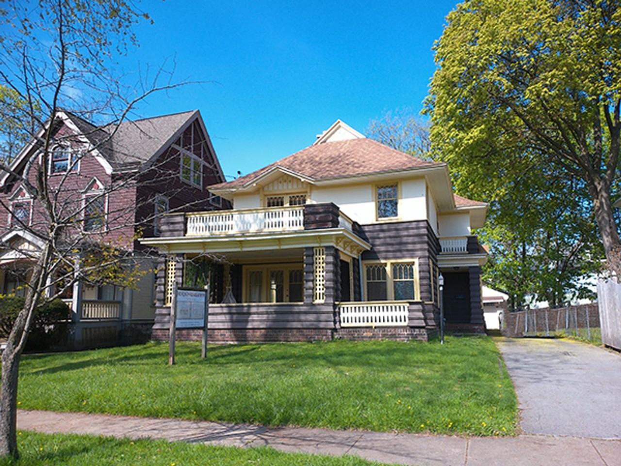 464 Allen St - Photo 3 of 41