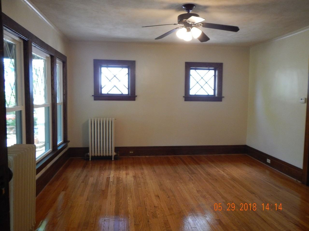 721 Allen St - Photo 4 of 42