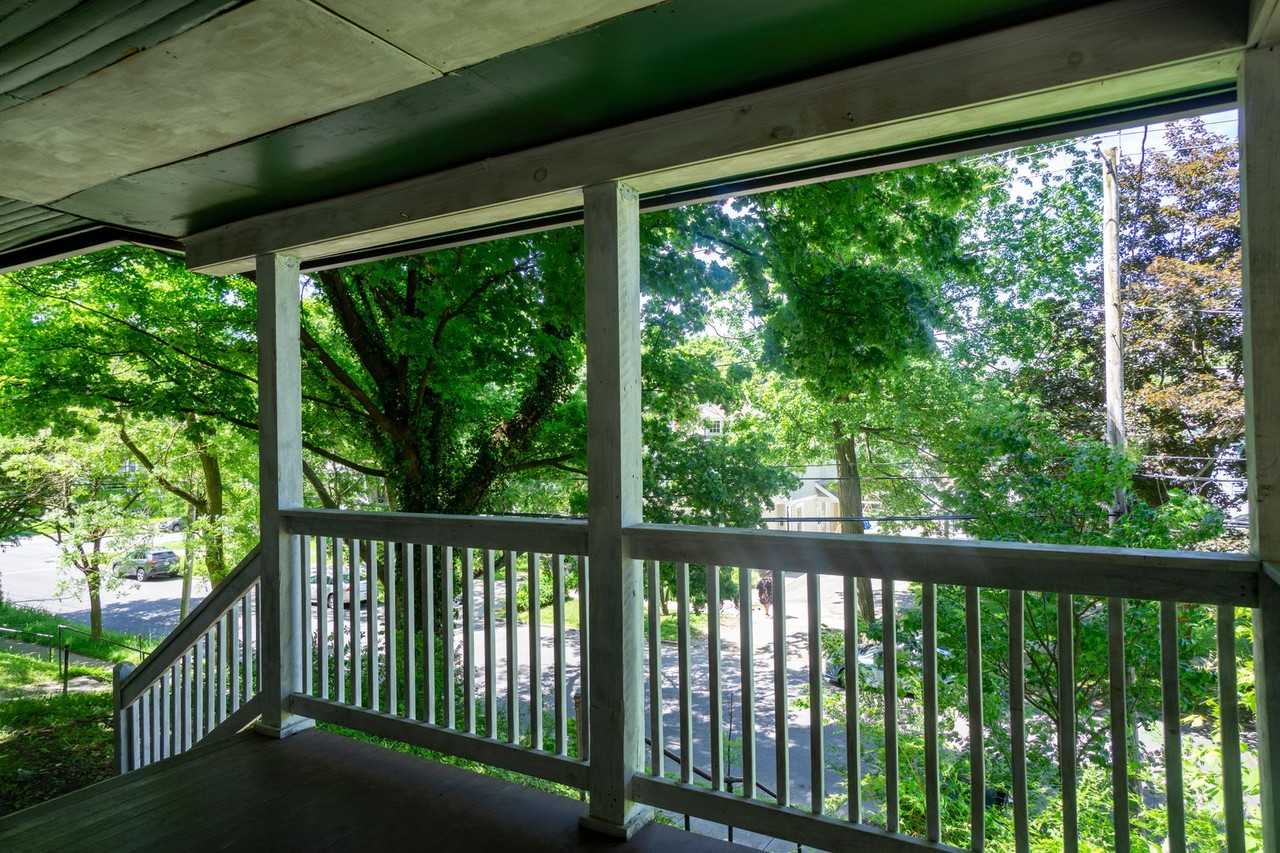 859 Lancaster Ave - Photo 3 of 19