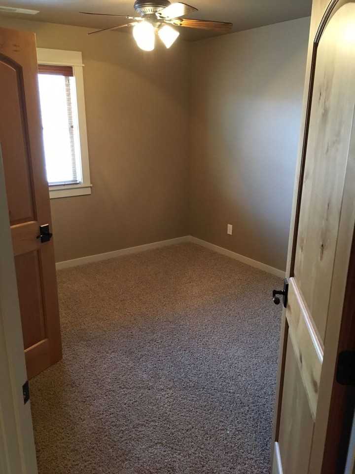 2811A Blackbird Dr - Photo 4 of 15
