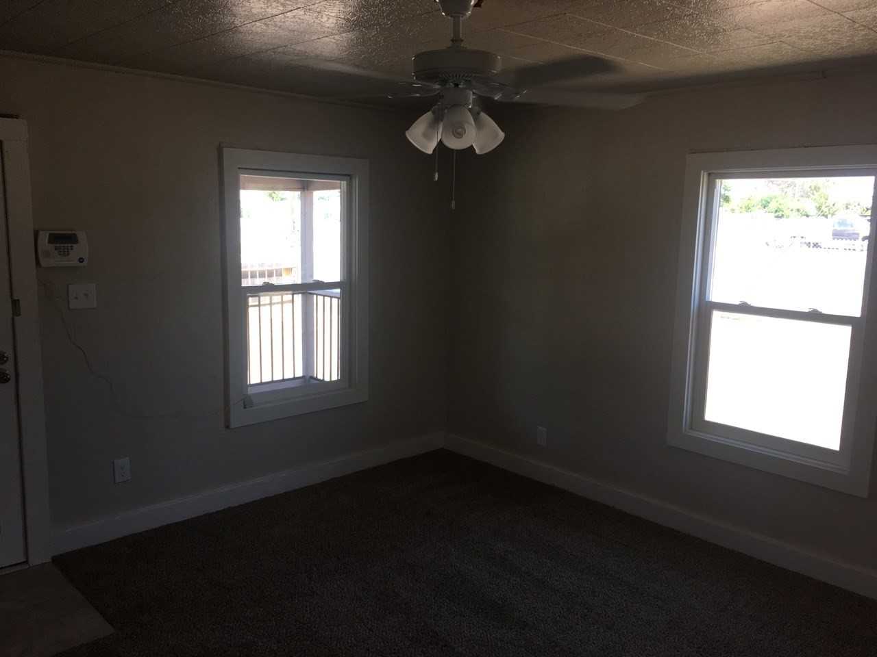 5311 W Mission Ave - Photo 2 of 19