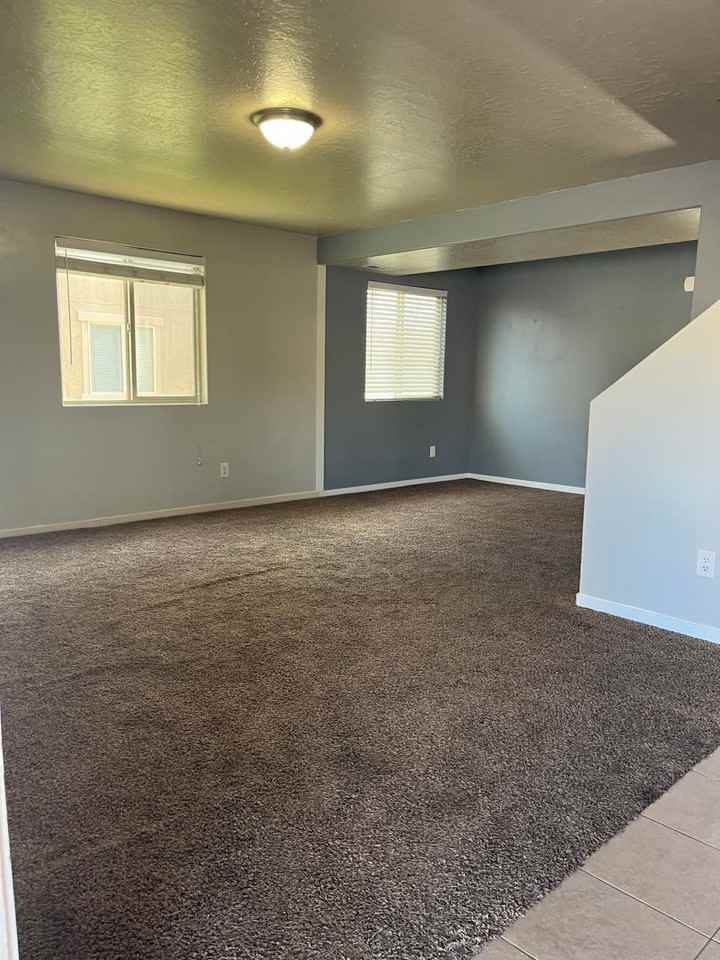 159 W 700 N - Photo 2 of 11