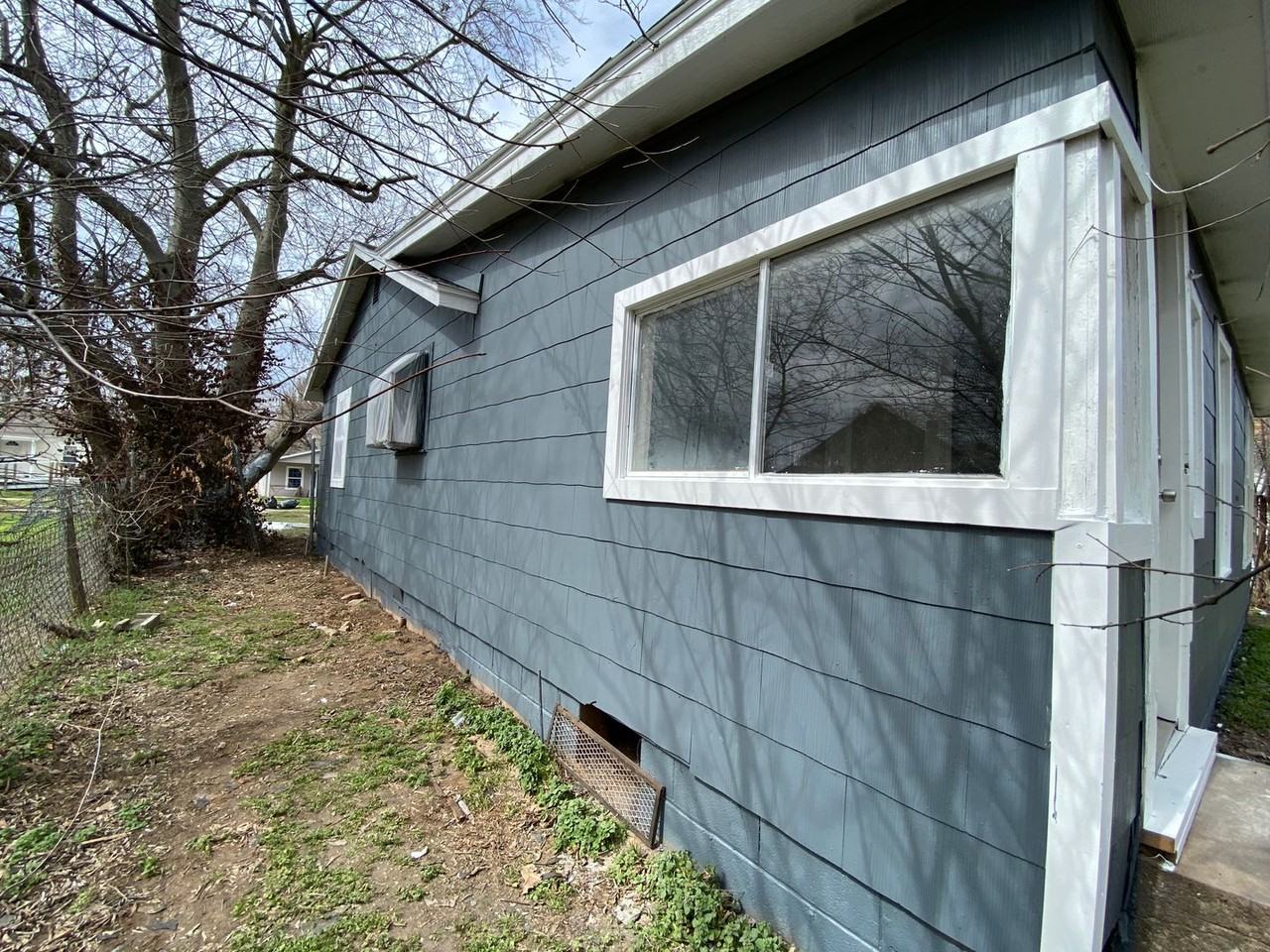 427 S 42nd West Ave - Photo 4 of 13