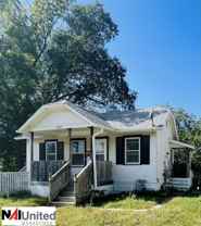 2927 S Cypress St - Photo 1 of 1