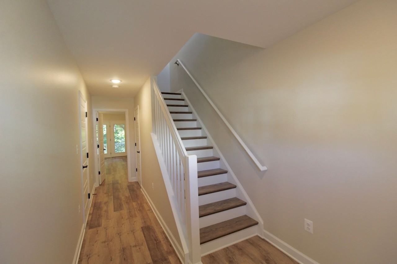 1515 Palomino Trl - Photo 3 of 37